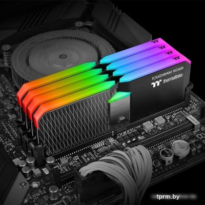 Thermaltake ToughRam XG RGB 2x8ГБ DDR4 4000 МГц R016D408GX2-4000C19A 