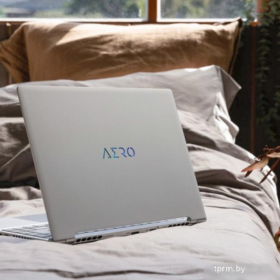 Игровой ноутбук Gigabyte Aero 14 OLED BMF-72KZBB4SD 
