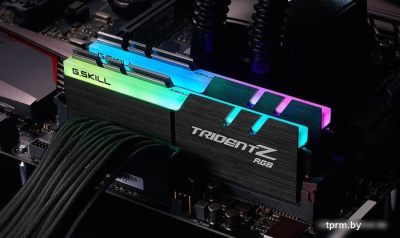 Оперативная память G.Skill Trident Z RGB 2x32GB DDR4 PC4-25600 F4-3200C16D-64GTZR 