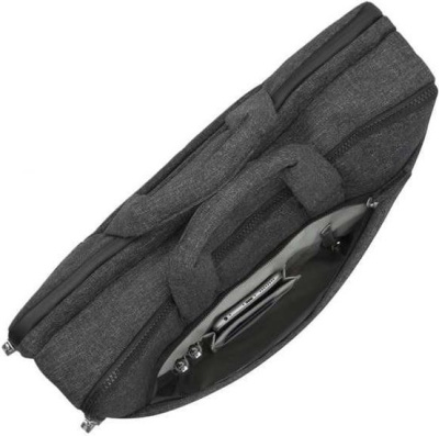 Rivacase 8831 (черный) 