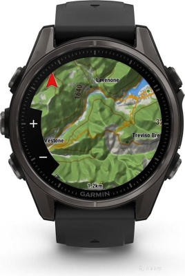 Garmin Fenix 8 Sapphire 43мм (титановый угольно-черный DLC, пепельно-серый ремешок) 