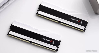 Оперативная память G.Skill Trident Z5 RGB 2x32ГБ DDR5 6000 МГц F5-6000J2836G32GX2-TZ5RW 