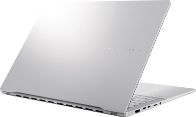 Ноутбук ASUS VivoBook S15 OLED M5506NA-MA013 