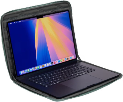 Thule Gauntlet MacBook Pro Sleeve 16 TGSE2557 (дымчато-зеленый) 