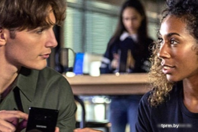 Внешний накопитель Samsung T7 Shield 1TB (бежевый) 