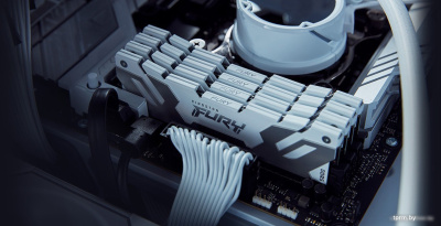 Оперативная память Kingston FURY Renegade 16ГБ DDR5 6400 МГц KF564C32RW-16 