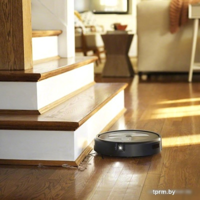 iRobot Roomba j7 