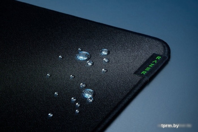 Коврик для мыши Razer Strider Large 